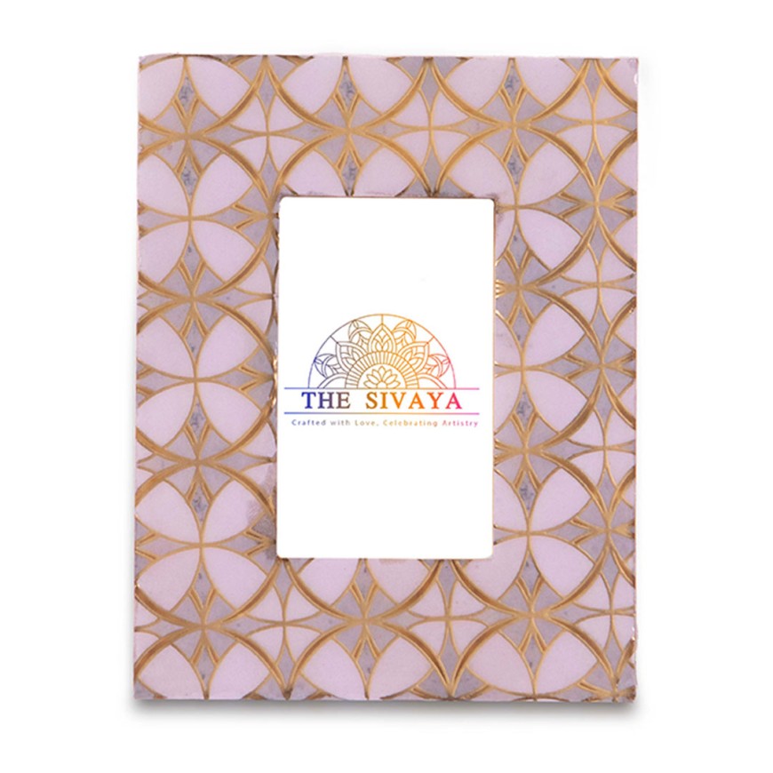 Hand Crafted Resin Décor Photo Frame