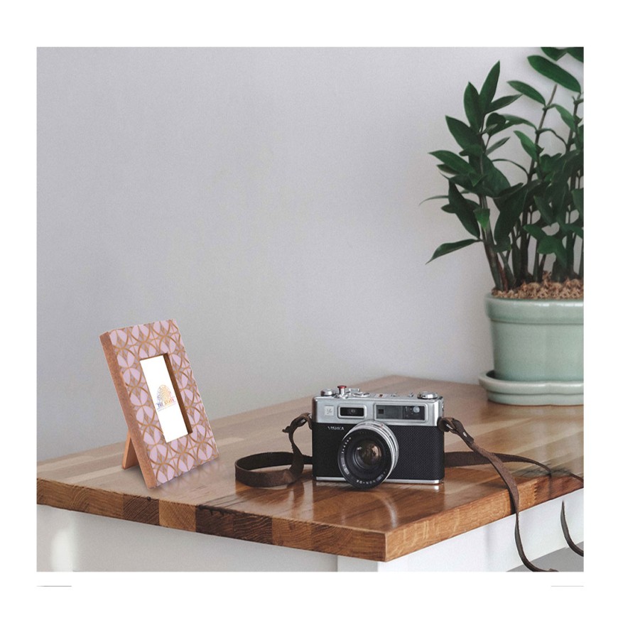 Hand Crafted Resin Décor Photo Frame