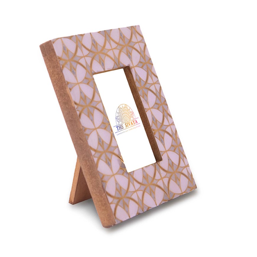 Hand Crafted Resin Décor Photo Frame