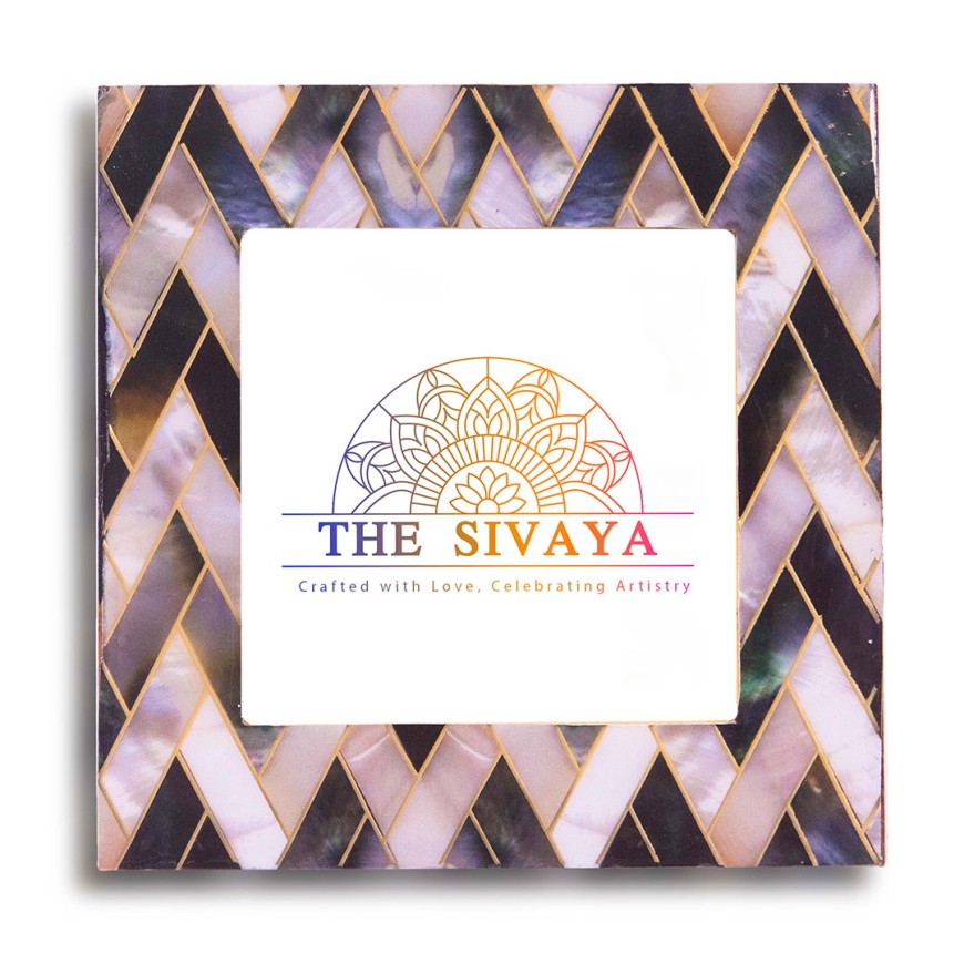 Hand Crafted Resin Décor Photo Frame