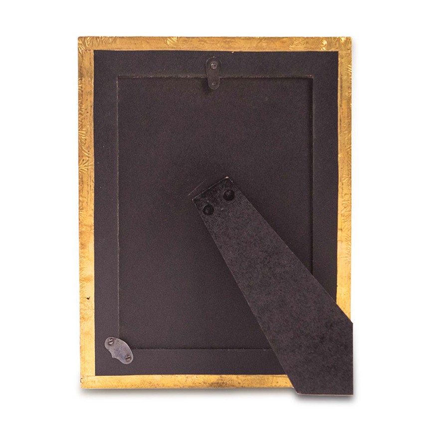 Hand Crafted Metal Sheet Impressioned And Painted Photo Frame