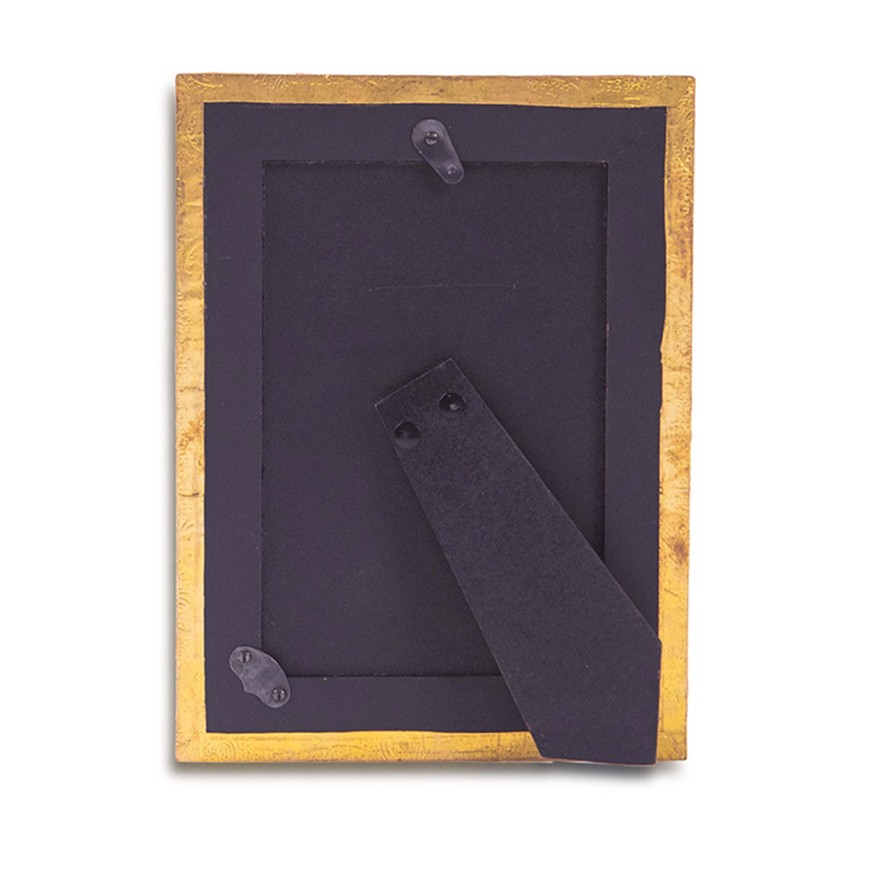 Hand Crafted Metal Sheet Impressioned And Painted Photo Frame Hand Crafted Metal Sheet Impressioned And Painted Photo Frame