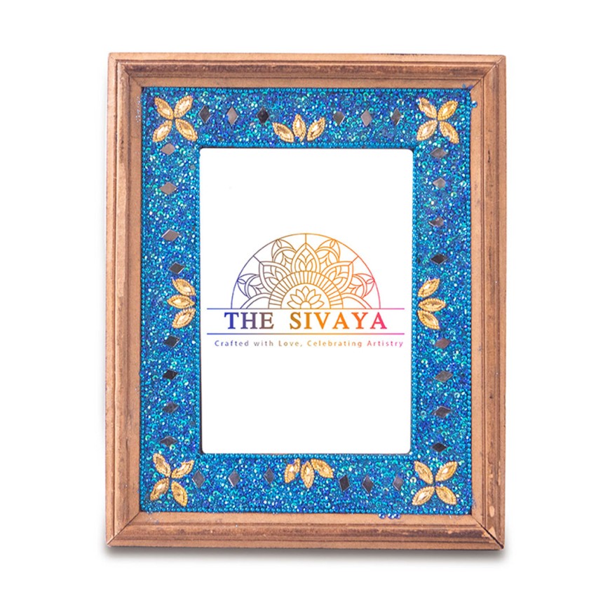 Hand Crafted Wood And Beads Décor Photo Frame