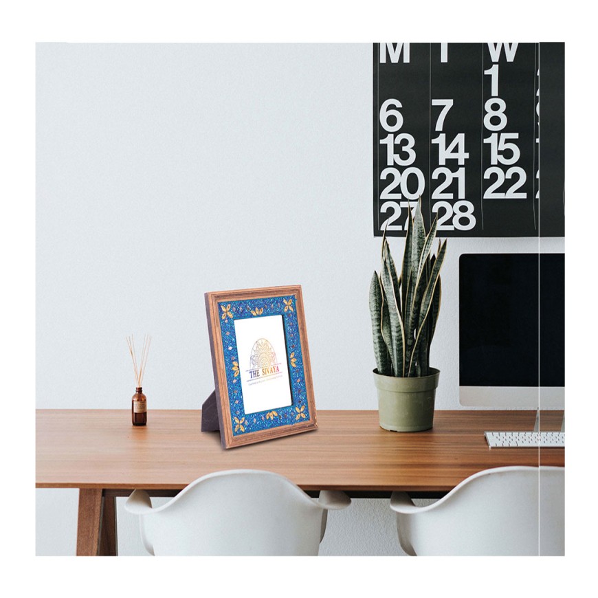 Hand Crafted Wood And Beads Décor Photo Frame