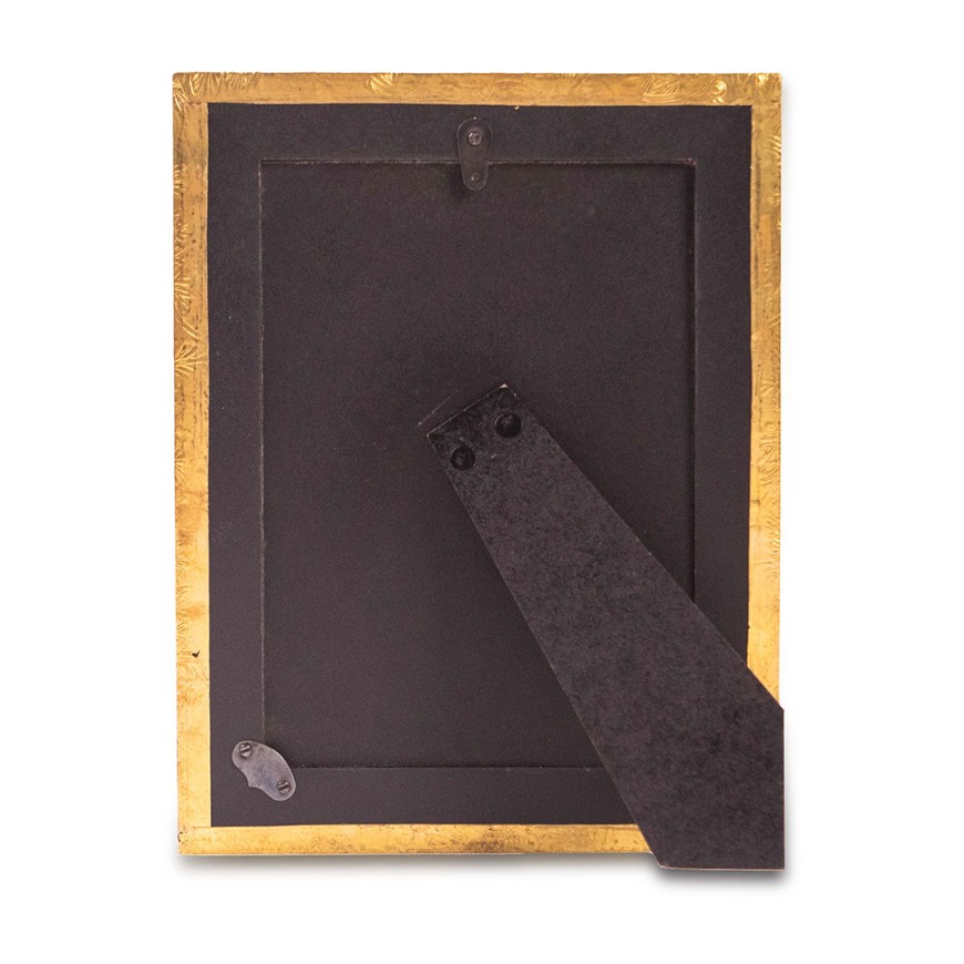 Hand Crafted Metal Sheet Impressioned And Painted Photo Frame