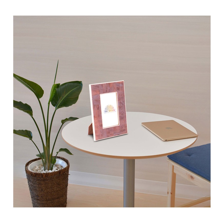 Hand Crafted Resin Décor Photo Frame