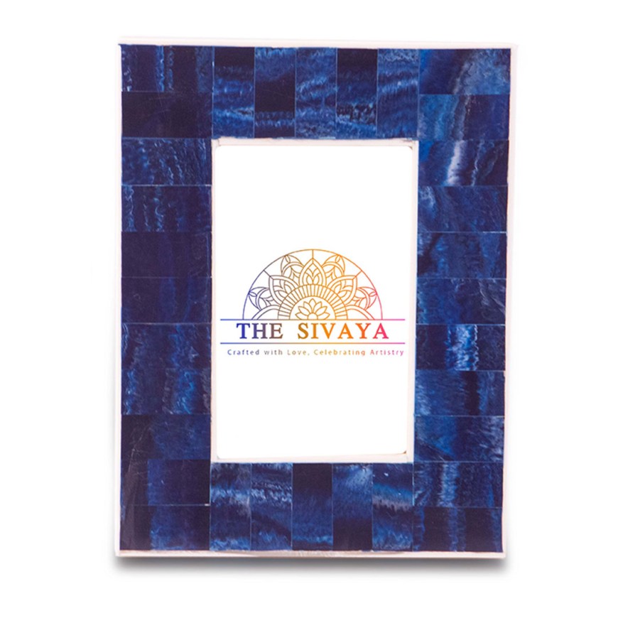 Hand Crafted Resin Décor Photo Frame