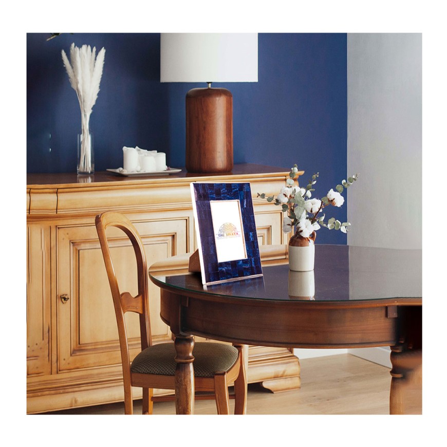 Hand Crafted Resin Décor Photo Frame