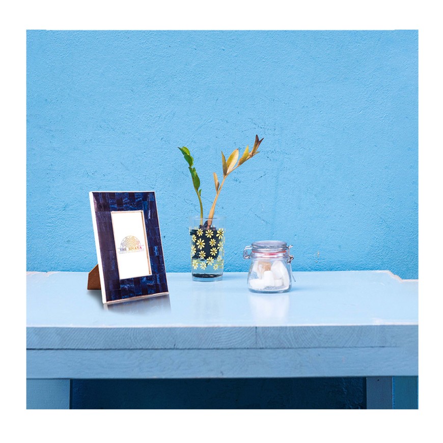 Hand Crafted Resin Décor Photo Frame